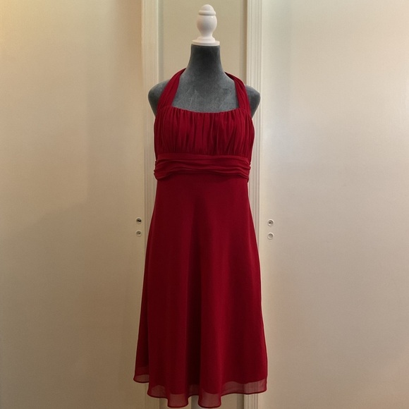 🤍 Red Halter A-Line Cocktail Bridesmaid Dress - Picture 1 of 4